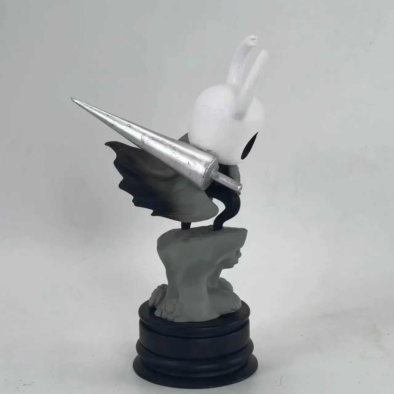Hollow Knight Figure