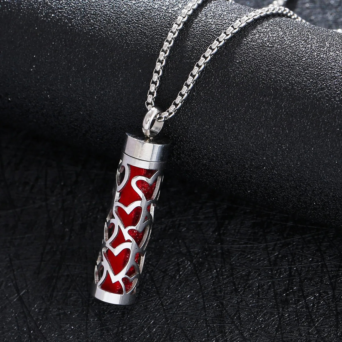 Essential Oil Necklace Aromatherapy Pendant Necklace 316L Stainless Steel Diffuser Necklace, Essential Oil Jewelry Gift