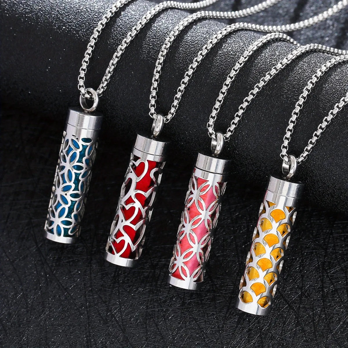 Essential Oil Necklace Aromatherapy Pendant Necklace 316L Stainless Steel Diffuser Necklace, Essential Oil Jewelry Gift